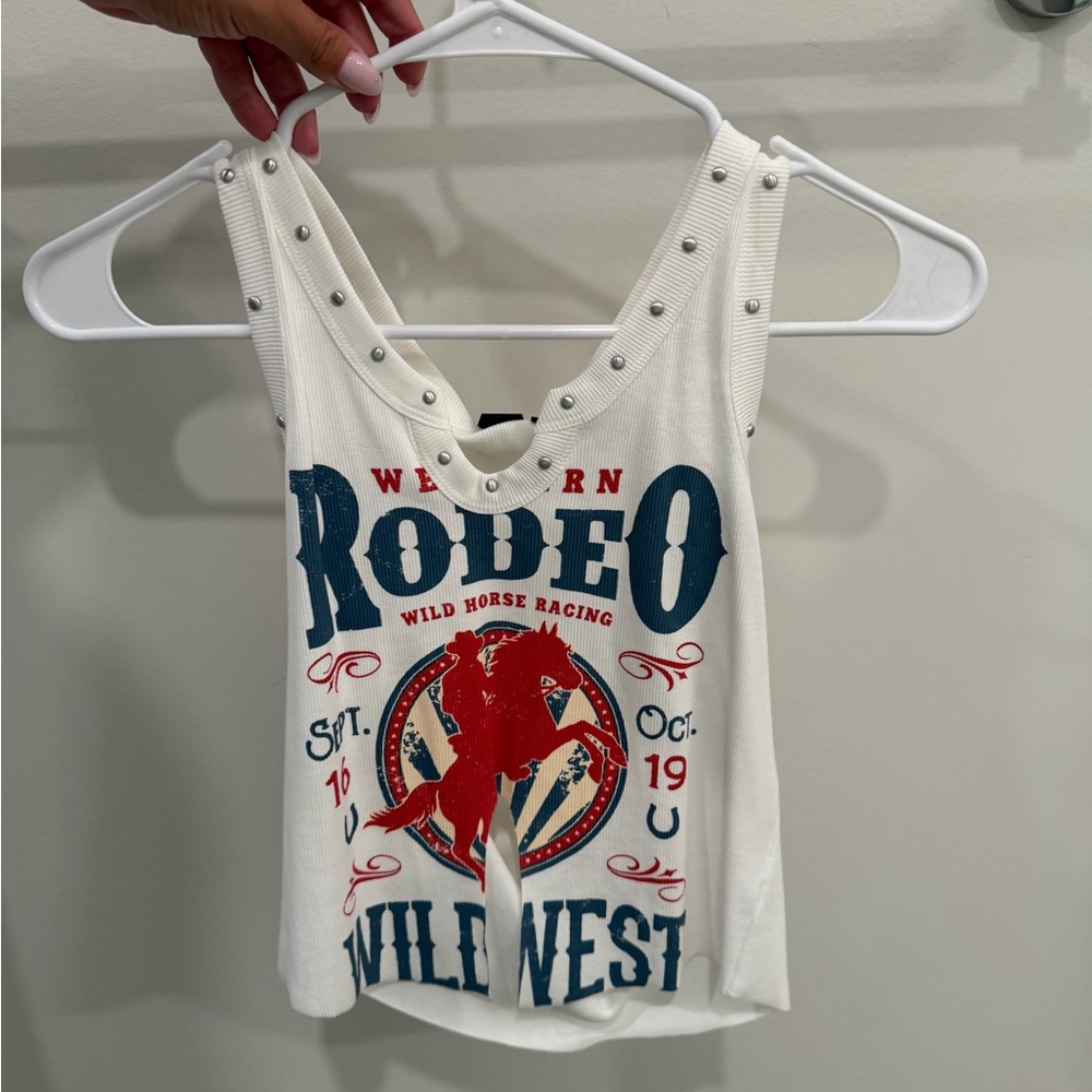 New with Tags!! Windsor White Rodeo Graphic Studded Tank